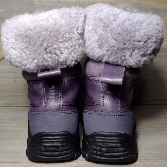 UGG Adirondack ll Leather Waterproof Vibram Boots Womens Size 5 Purple - Picture 4 of 8